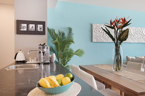 Arena Luxury Beachfront Apartment - Stayed 16