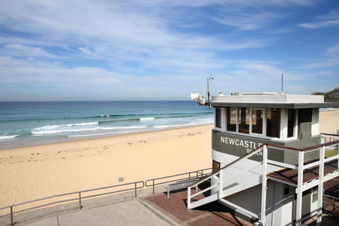 Arena Luxury Beachfront Apartment - Stayed 31