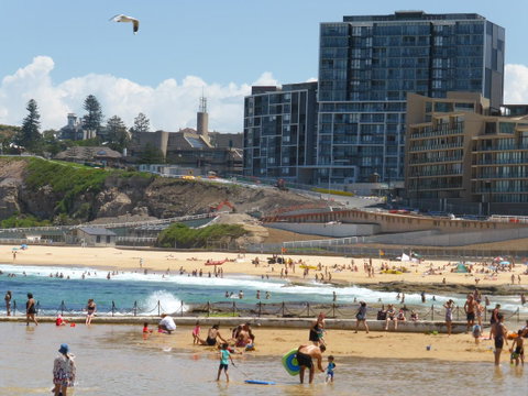 Arena Luxury Beachfront Apartment - Stayed 10