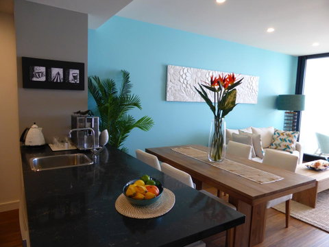 Arena Luxury Beachfront Apartment - Stayed 35