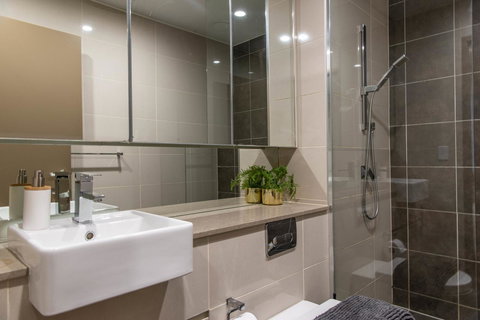 Sydney CBD Brand New Apartments With Hyde Park View - Stayed 20