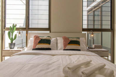 Sydney CBD Brand New Apartments With Hyde Park View - Stayed 13