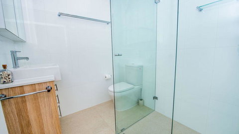 SUNSET@CORLETTE - Stayed 11