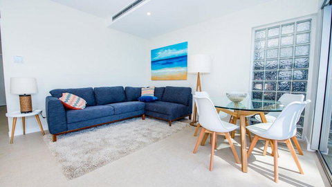 SUNSET@CORLETTE - Stayed 5