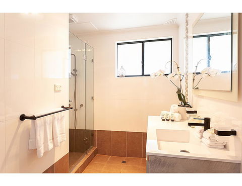 Ocean Views And Sea Breezes Over Bondi Beach - Stayed 12
