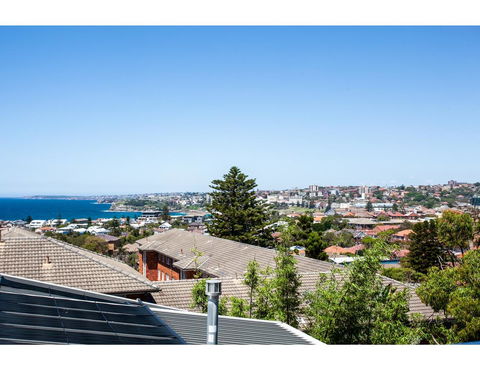 Ocean Views And Sea Breezes Over Bondi Beach - Stayed 8