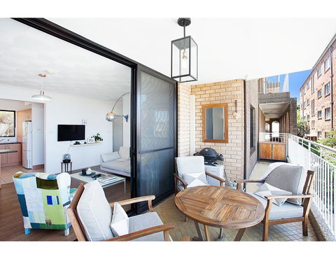 Ocean Views And Sea Breezes Over Bondi Beach - Stayed 1