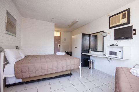 Marco Polo Motor Inn Sydney - Stays Accommodation 23