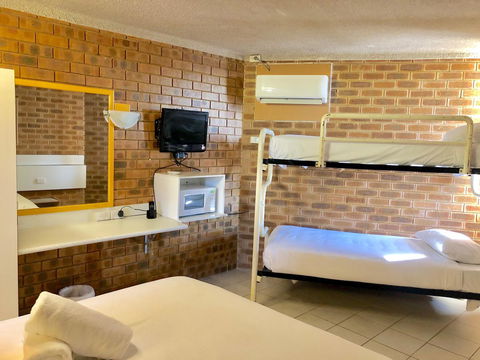 Marco Polo Motor Inn Sydney - Stays Accommodation 16