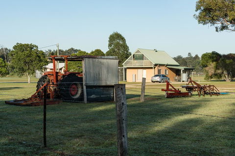 Madigan Wine Country Cottages - Stayed 28