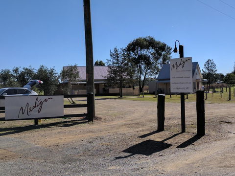 Madigan Wine Country Cottages - Stayed 3