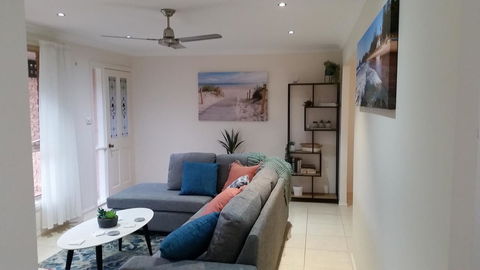 Twin Palms Holiday House At Lighthouse - Stays Accommodation 5
