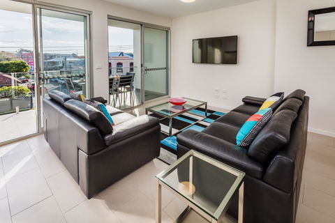 Hamilton Executive Apartments - Stays Accommodation 20