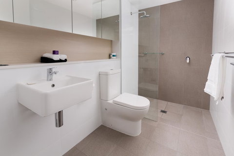 Hamilton Executive Apartments - Stays Accommodation 26