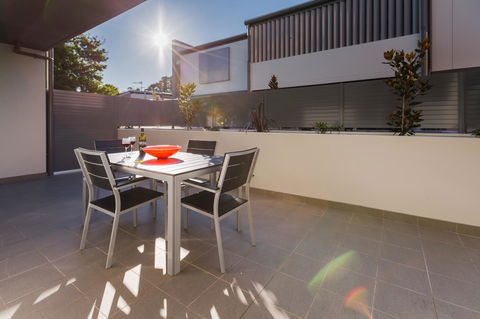 Hamilton Executive Apartments - Stays Accommodation 27