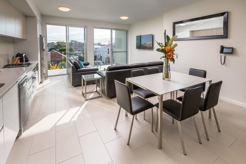 Hamilton Executive Apartments - Stays Accommodation 41
