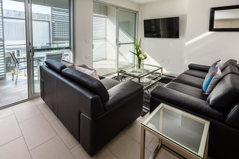 Hamilton Executive Apartments - Stays Accommodation 21