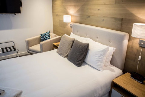 Crown Hotel Surry Hills - Stayed 21
