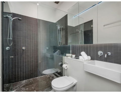 Urban Loft Close To Sydney Hot Spots - Stayed 4