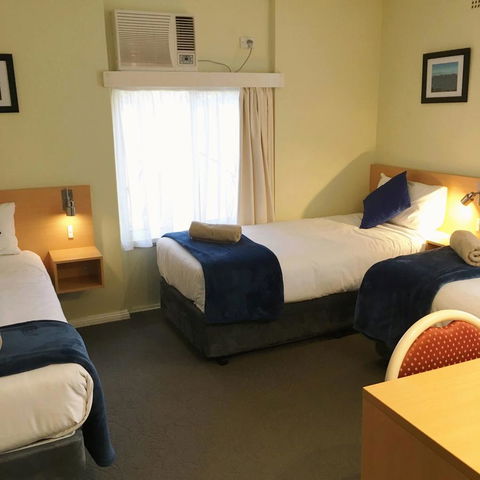 Sky Rider Motor Inn - Stayed 35