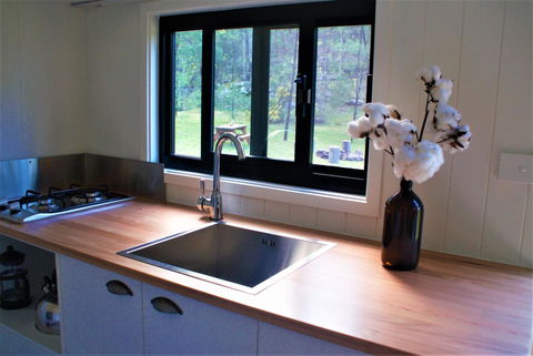 Christopher Tiny House - Stays Accommodation 8