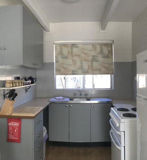 Kon Tiki Apartments - Stayed 25