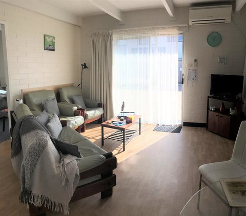 Kon Tiki Apartments - Stayed 24