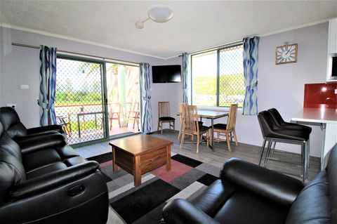 Beachfront 3, 25 Willow Street - Stayed 2
