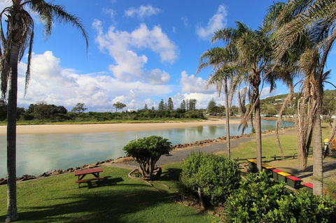 Beachfront 3, 25 Willow Street - Stayed 8