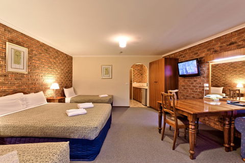 Hume Country Motor Inn - Stayed 40