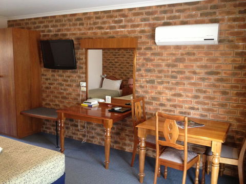 Hume Country Motor Inn - Stayed 19