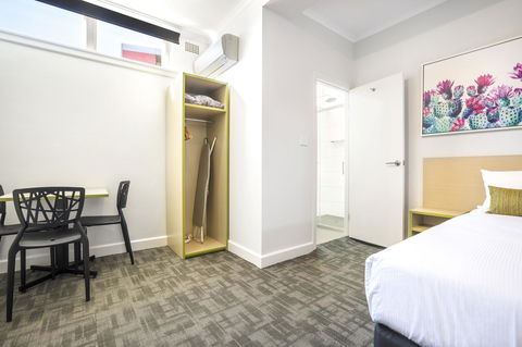 Nightcap At Hume Hotel - Stayed 2