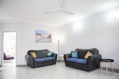 Nightcliff Foreshore Getaway - McKay Gardens - Stayed 9