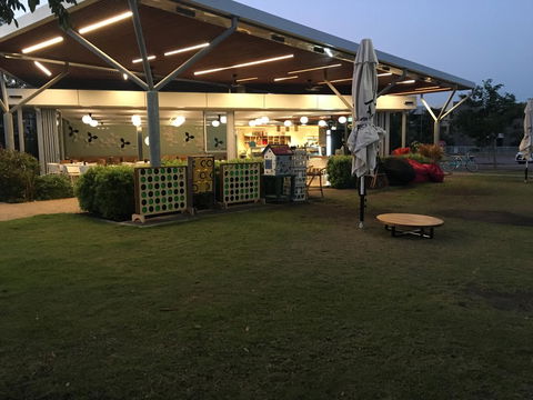 Nightcliff Foreshore Getaway - McKay Gardens - Stayed 23