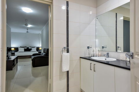 Argus Apartments Darwin - Stayed 33