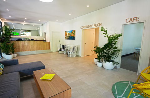 Palms City Resort - Stayed 23