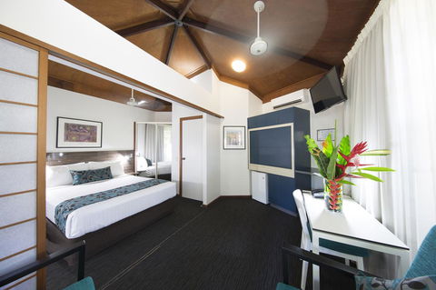 Palms City Resort - Stayed 40
