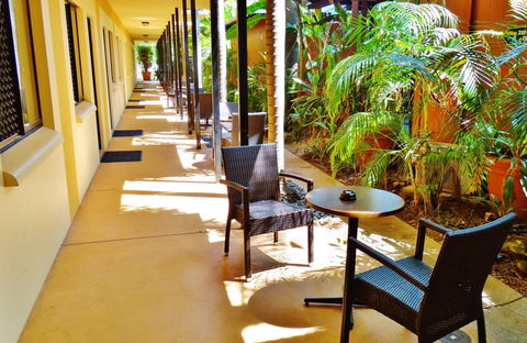 Palms City Resort - Stayed 16