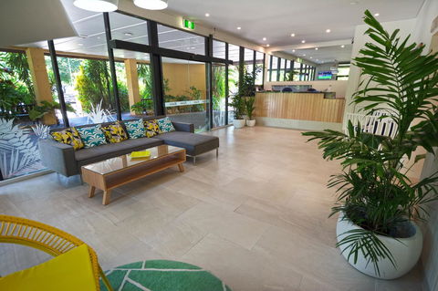 Palms City Resort - Stayed 22