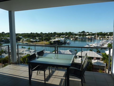Cullen Bay Resorts - Stayed 20