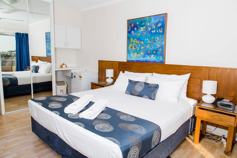 Cullen Bay Resorts - Stayed 7