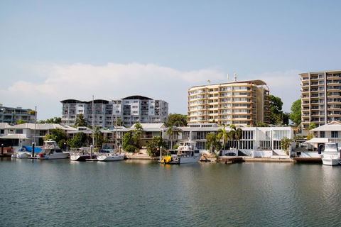 Cullen Bay Resorts - Stayed 15