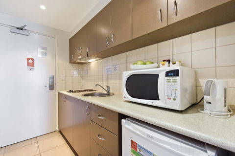 Metro Advance Apartments & Hotel - Stayed 14