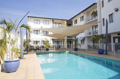 Metro Advance Apartments & Hotel - Stayed 21