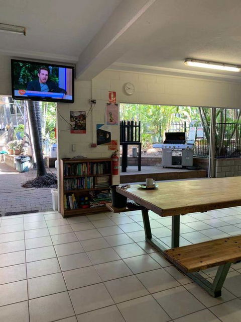 Frogs-Hollow Backpackers - Stayed 17