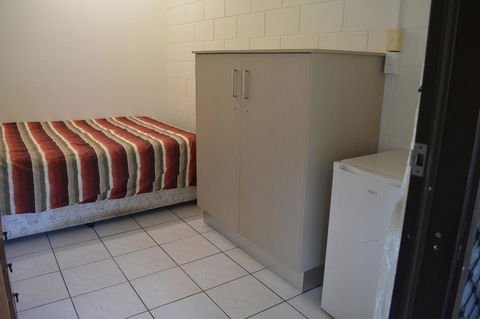 Frogs-Hollow Backpackers - Stayed 10
