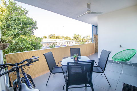 ZEN QUEST - The NOMADS PAD Near Nightcliff Markets & Sunset Foreshore - Stayed 31