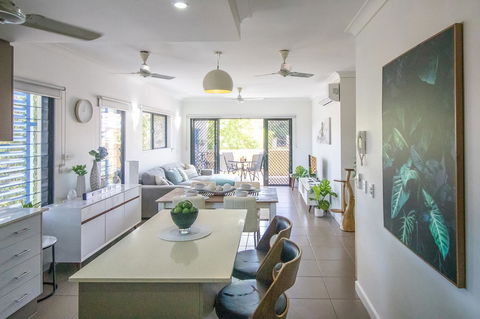 ZEN QUEST - The NOMADS PAD Near Nightcliff Markets & Sunset Foreshore - Stayed 23