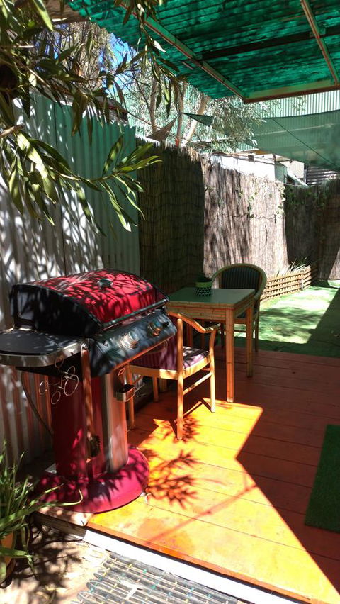Alice\'s Secret Travellers Inn - Stayed 5