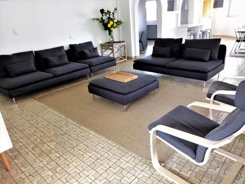 Arafura Blue - Stayed 5